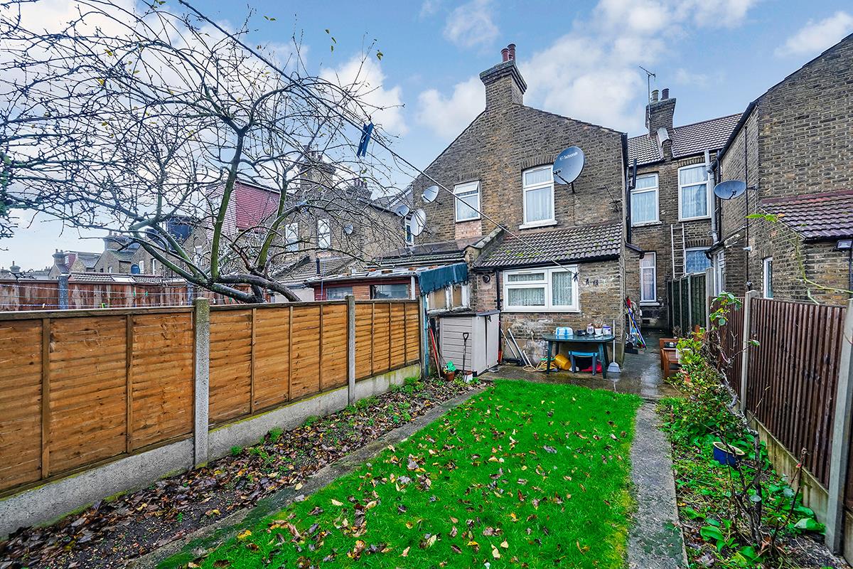 Property For Sale Windsor Road, Leyton, E10 3 Bedroom Terraced
