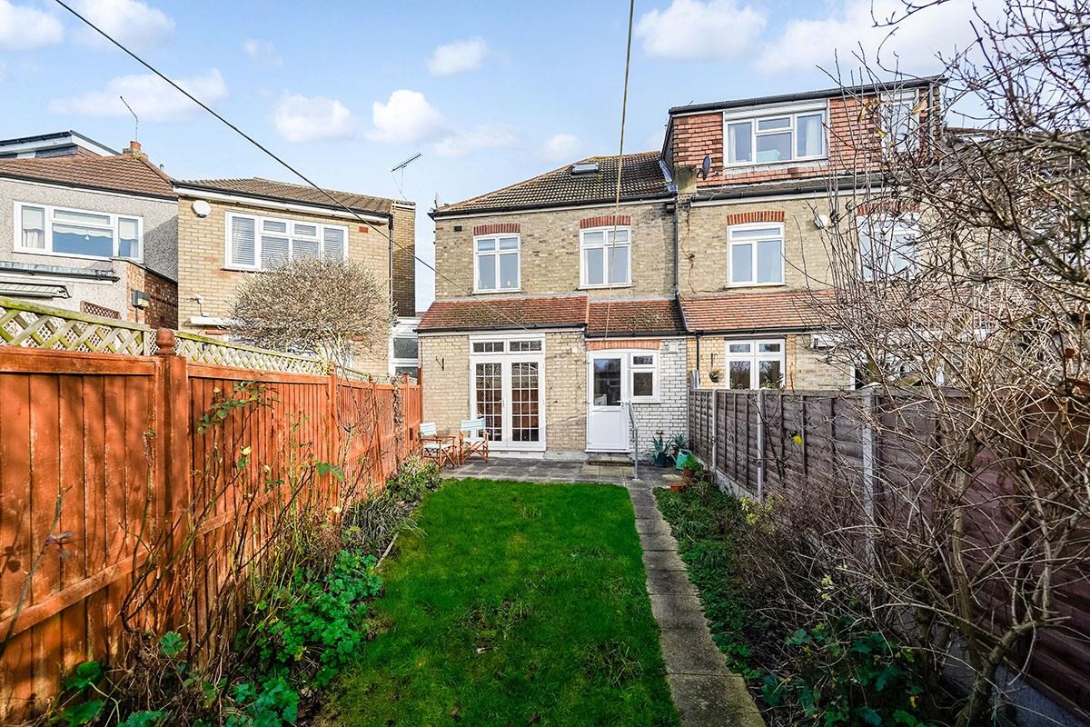 Property For Sale Whitehall Gardens, North Chingford, E4 3 Bedroom