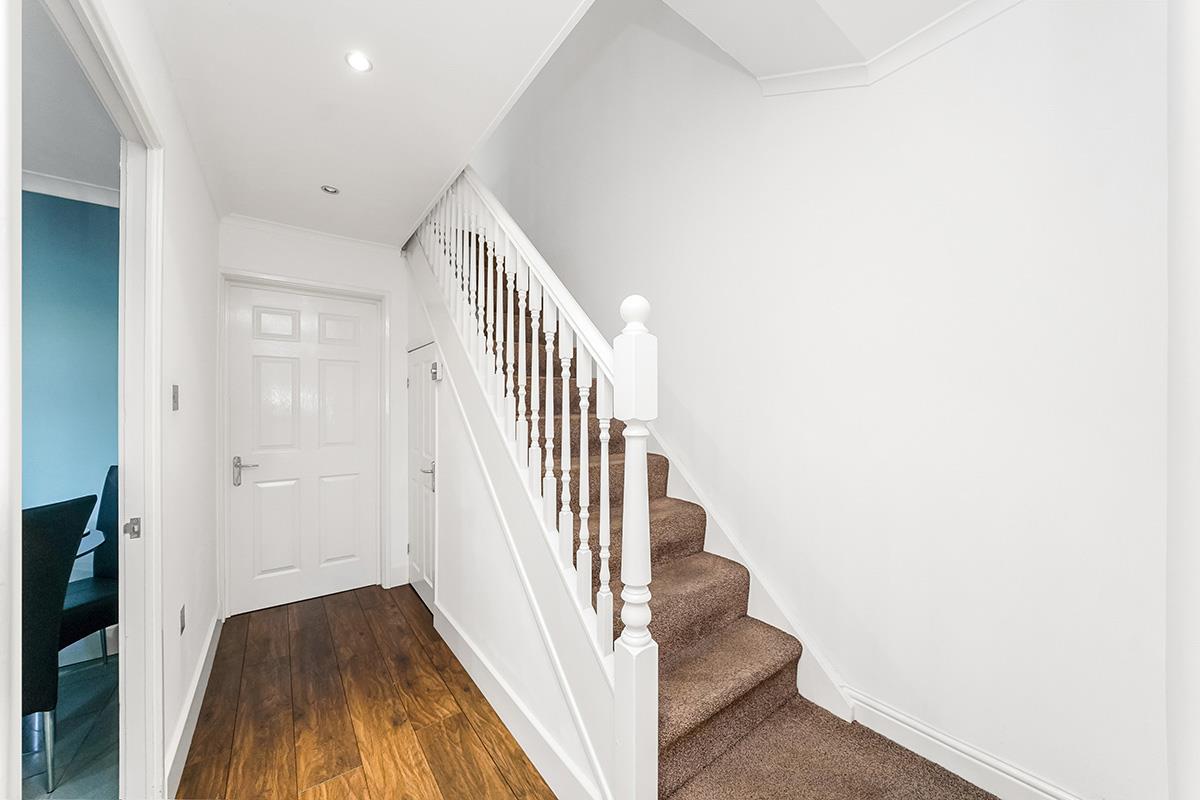 Property For Sale Sewardstone Gardens, Chingford, E4 3 Bedroom