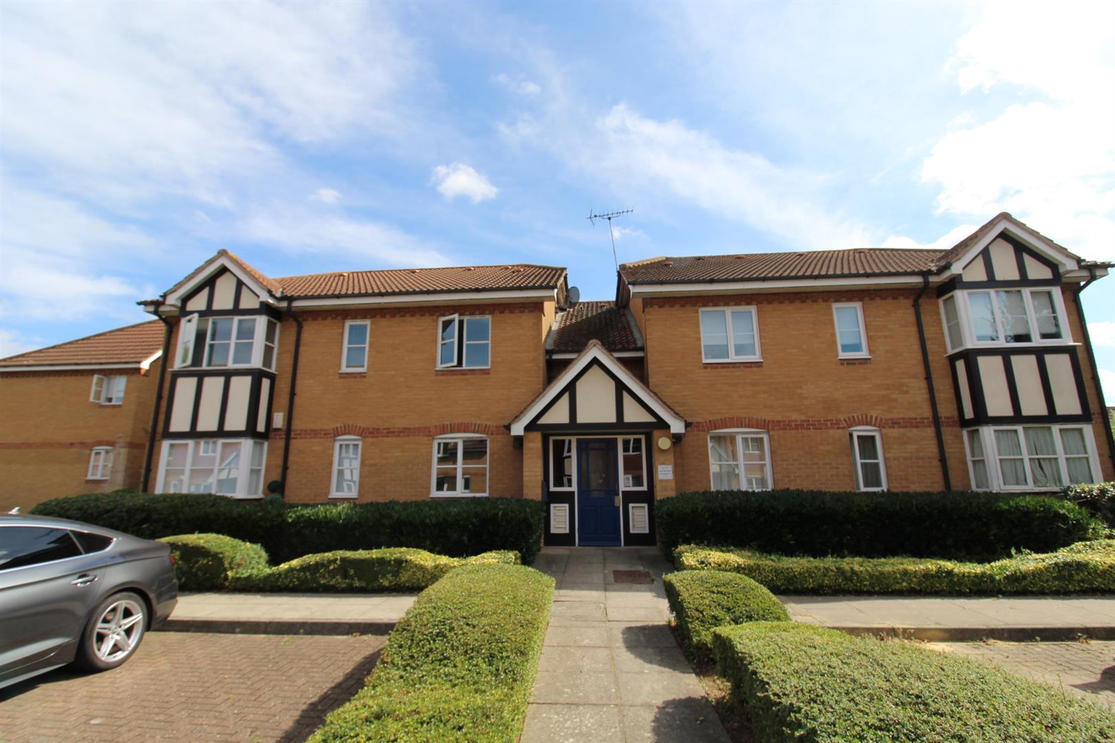 Property To Rent Redwood Gardens, North Chingford, E4 1 Bedroom