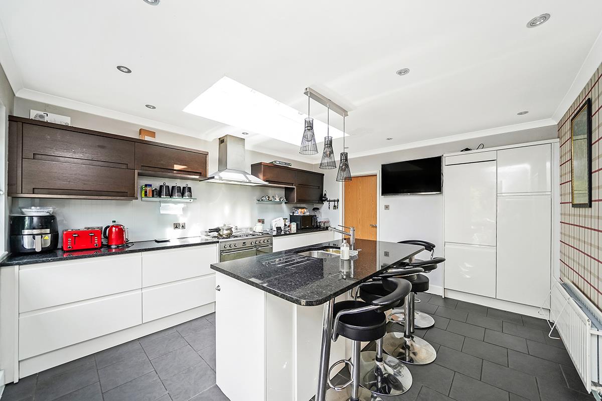 Larkshall Road, North Chingford, E4