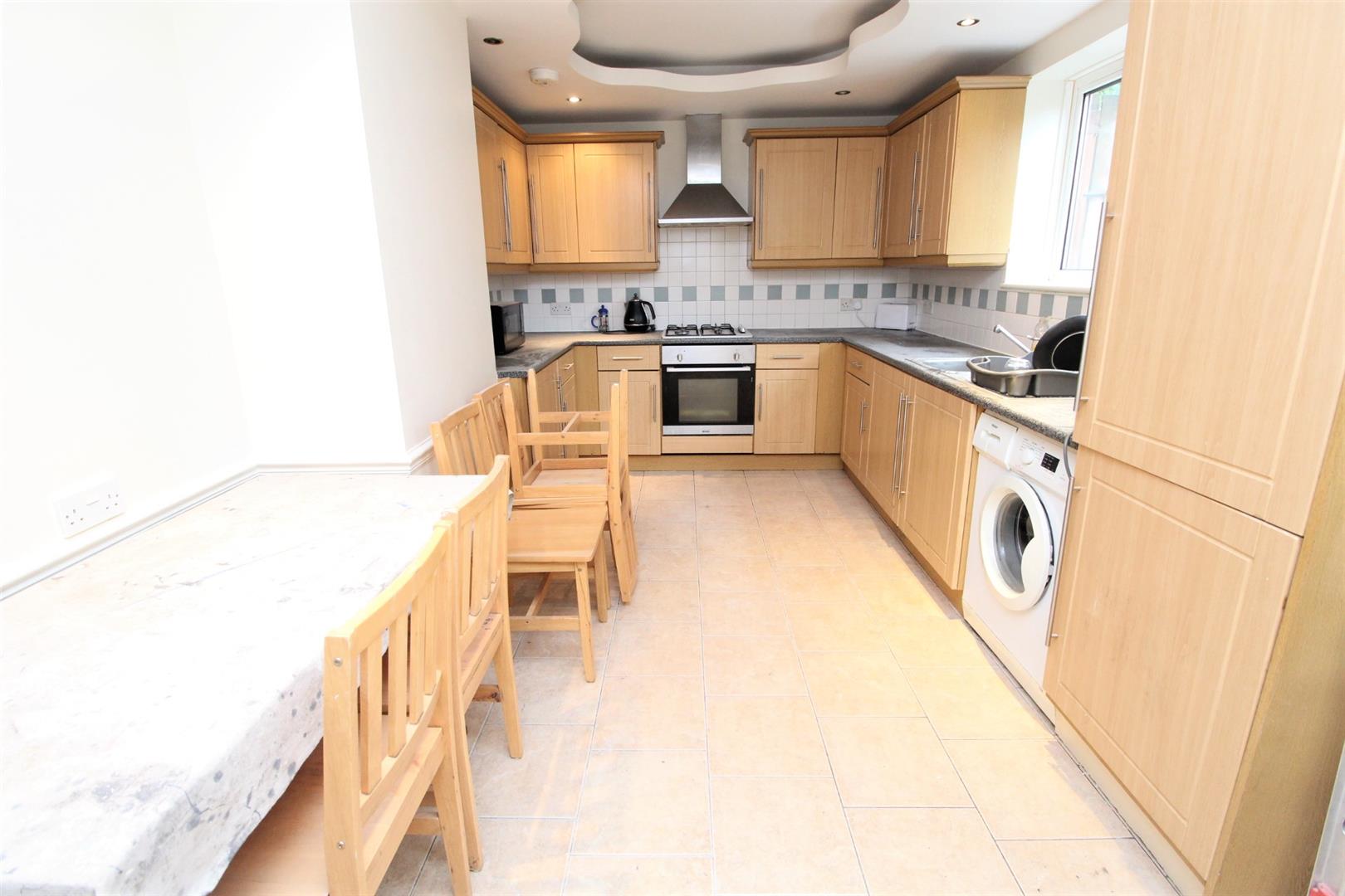 Property photo: Moselle Avenue, Wood Green, N22