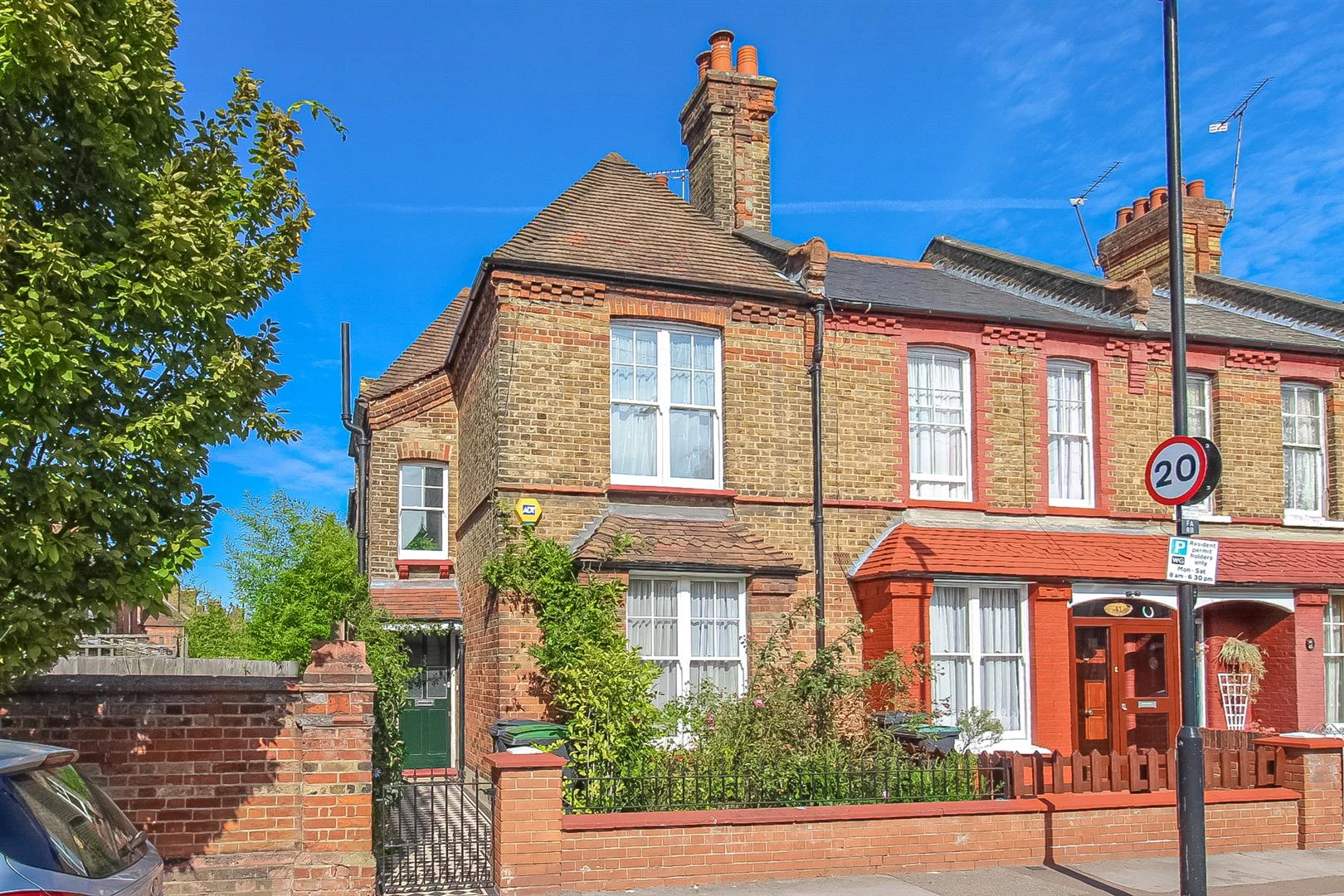 Farrant Avenue, Noel Park, N22