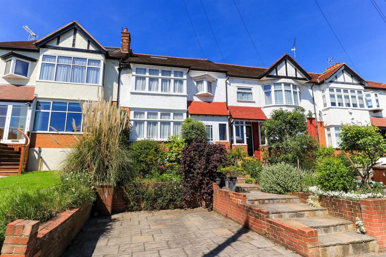 Mount View Road, North Chingford, E4