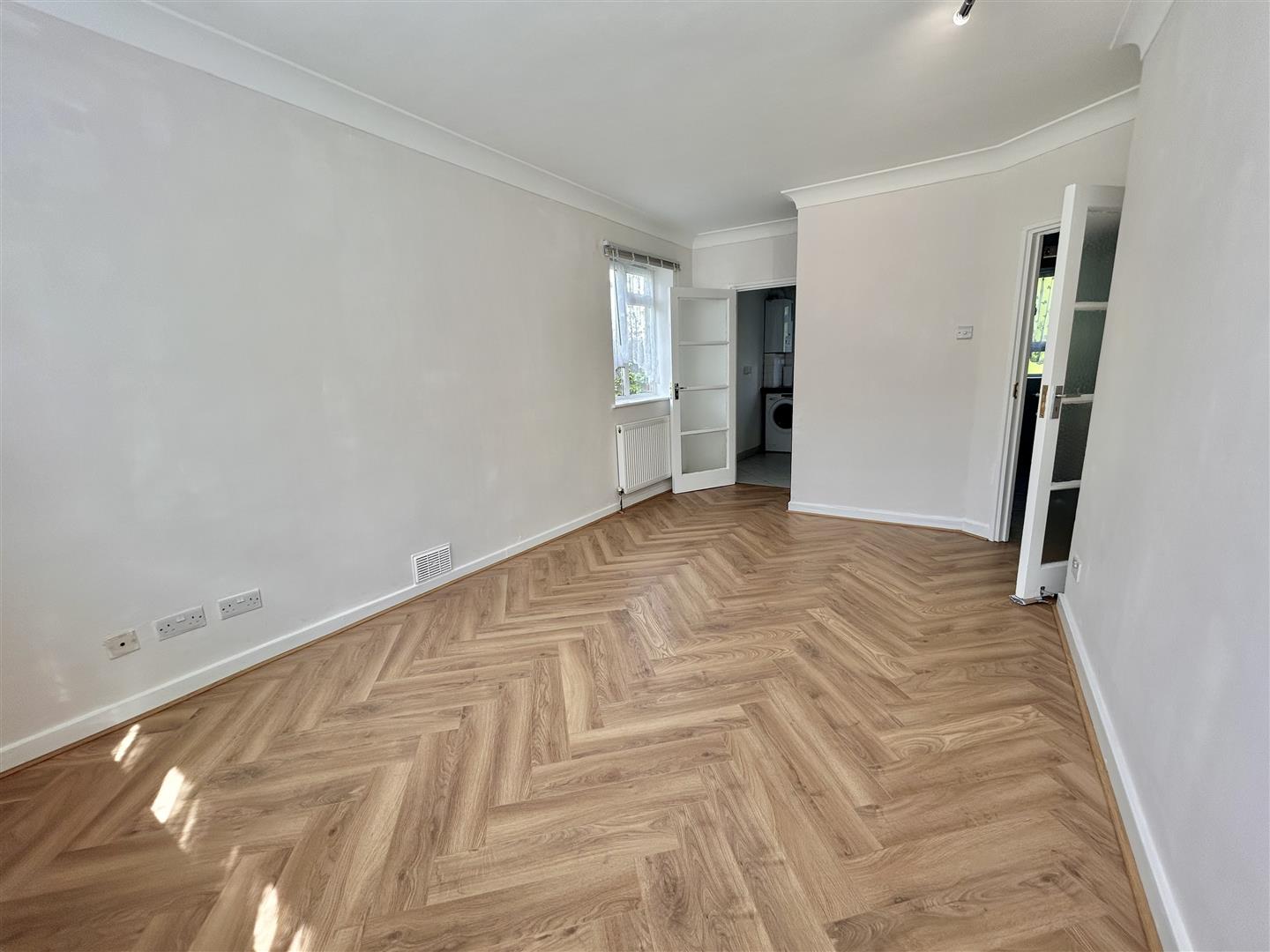 Hertford Court, Palmers Green N13