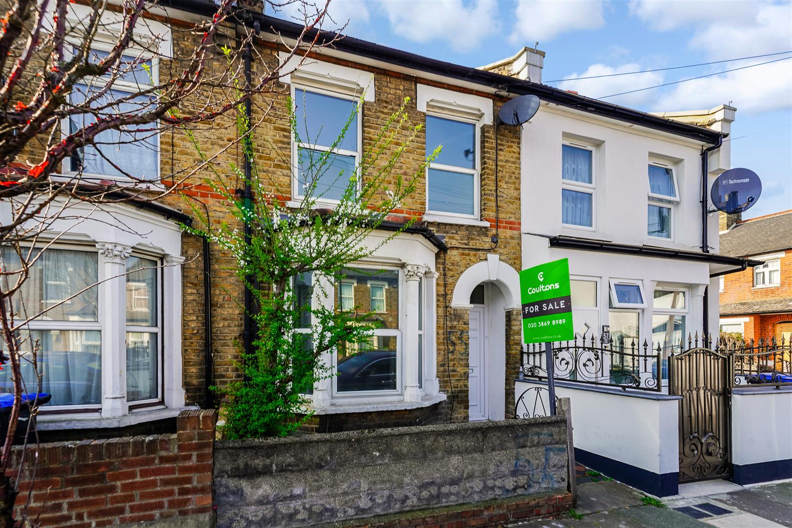 Kings Road, Edmonton N18