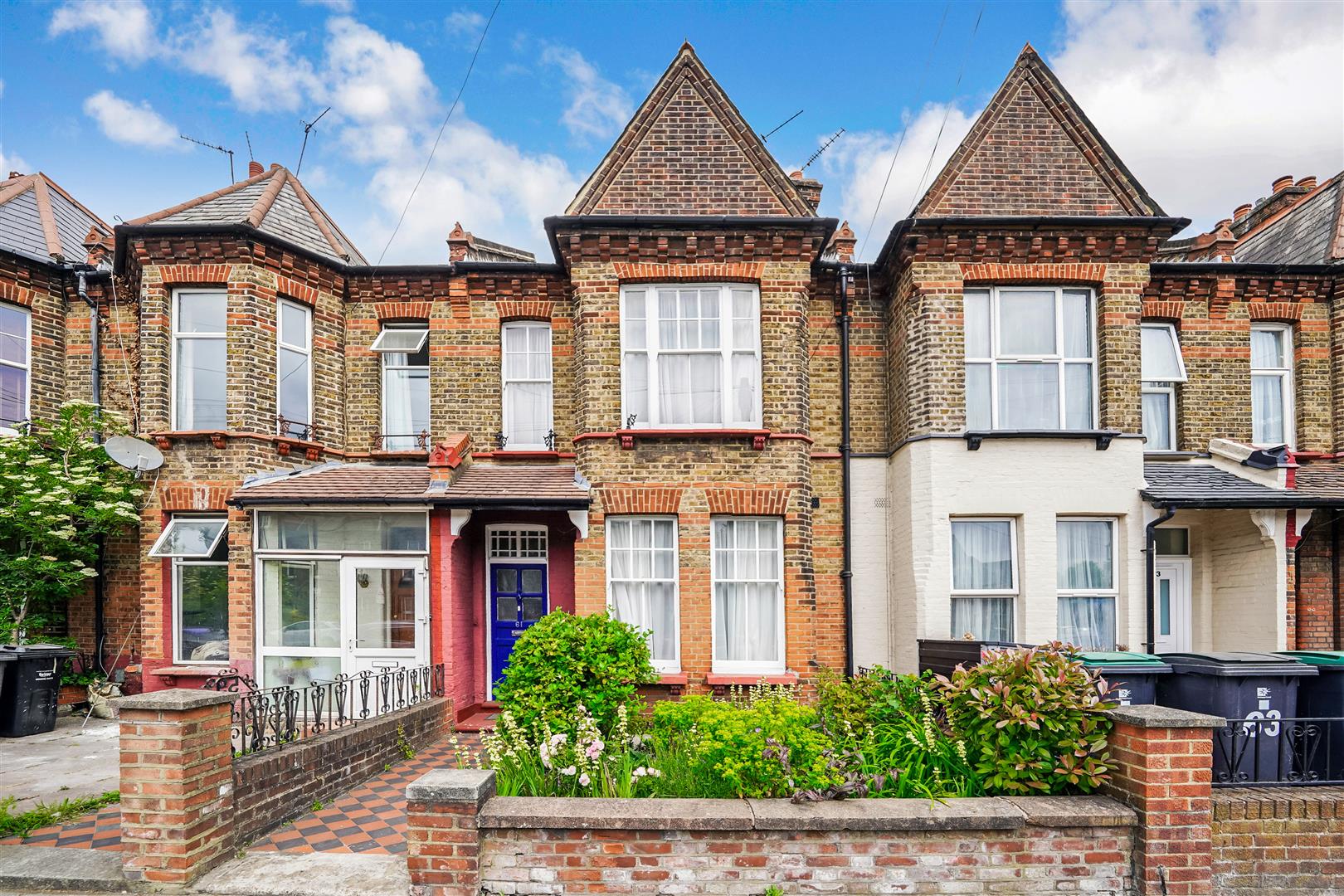 Gladstone Avenue, Noel Park, N22