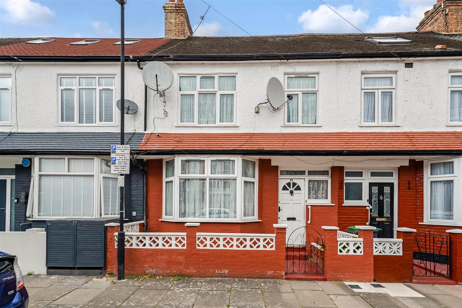Rosebery Avenue, Tottenham, N17