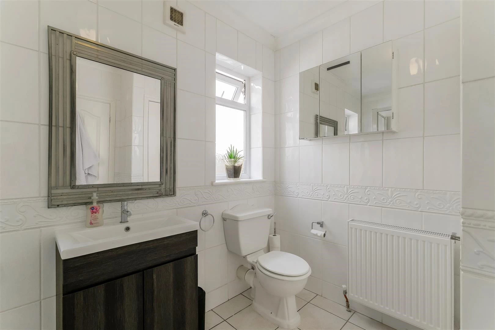 Rosslyn Avenue-2.jpg