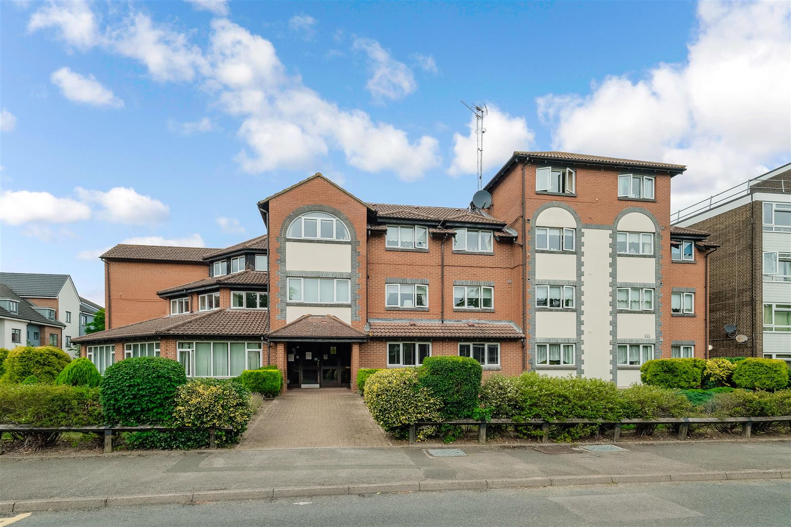 The Ridgeway, North Chingford, E4