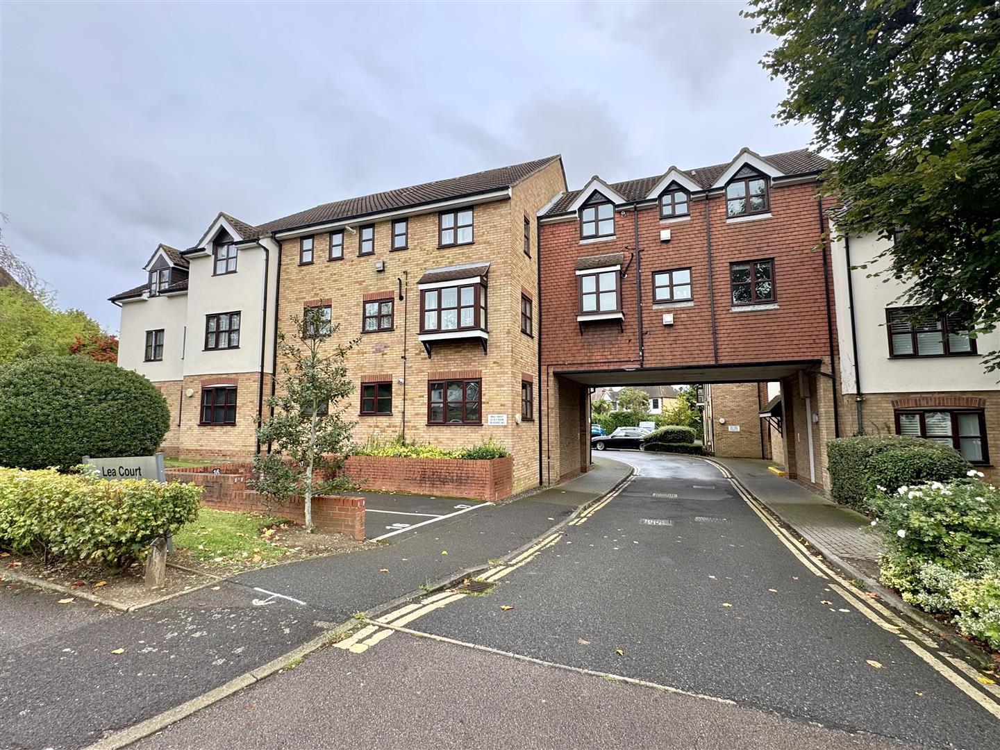The Ridgeway, North Chingford, E4