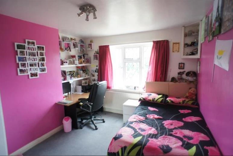 Photo 9