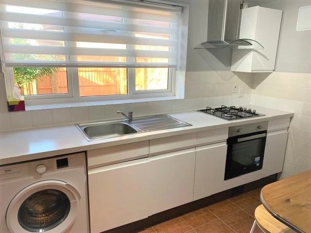 Kitchen Angle 6