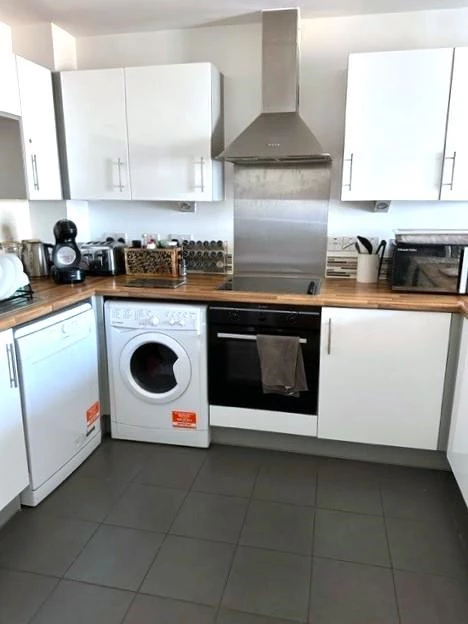 kitchen part 3.jpg