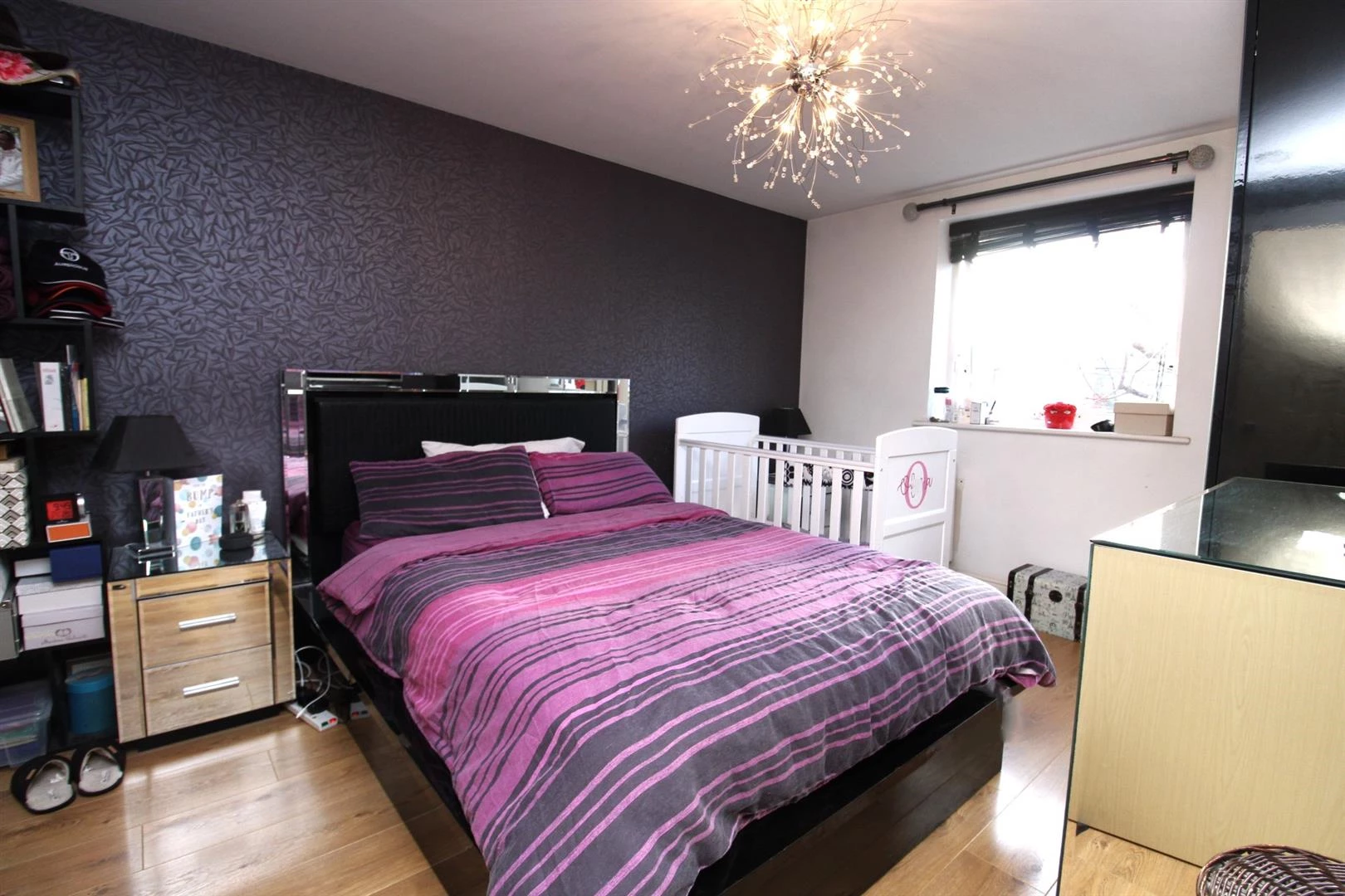 bedroom.JPG