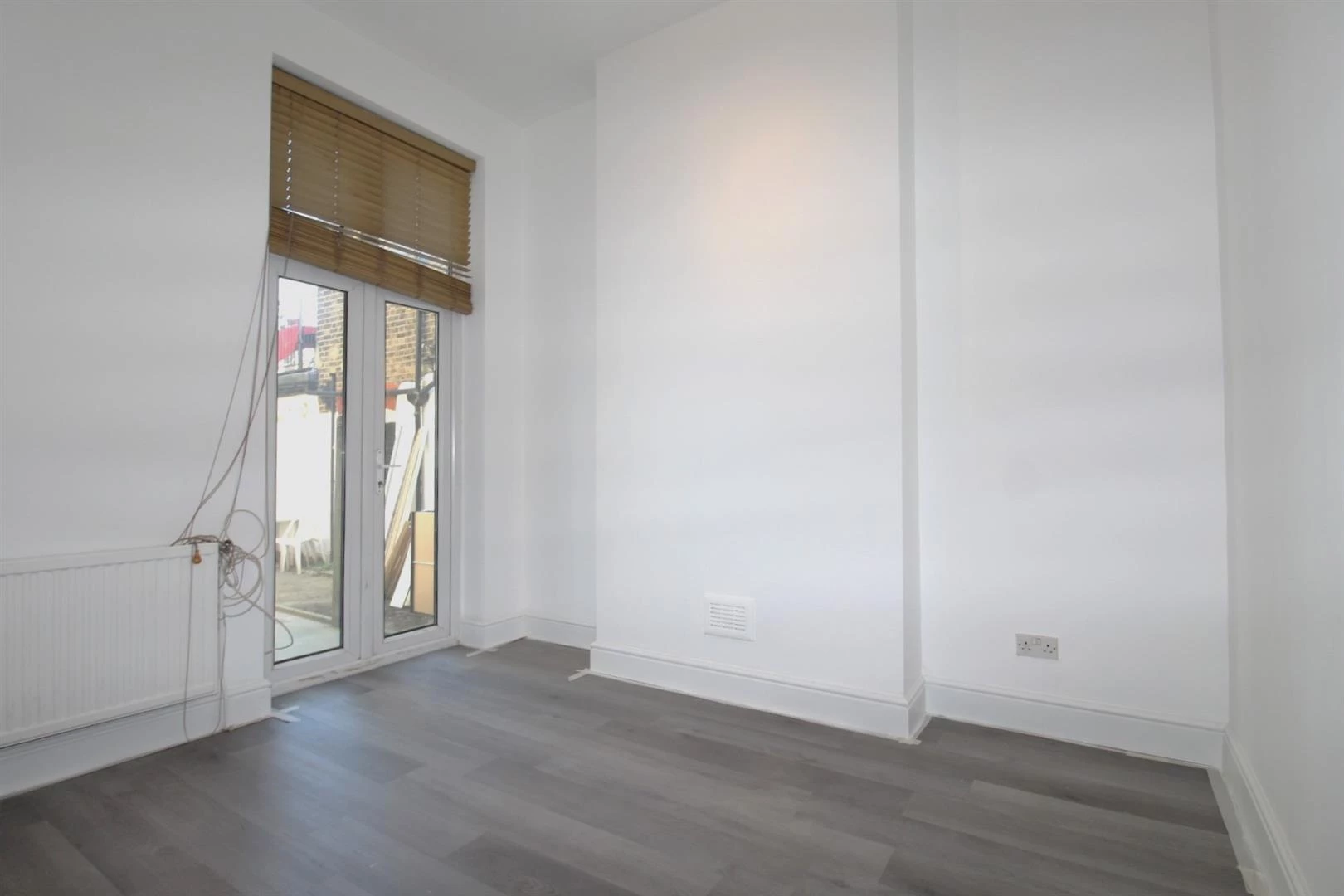 2nd bedroom.JPG