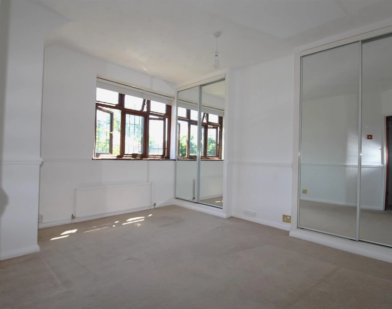 2nd bedroom.JPG