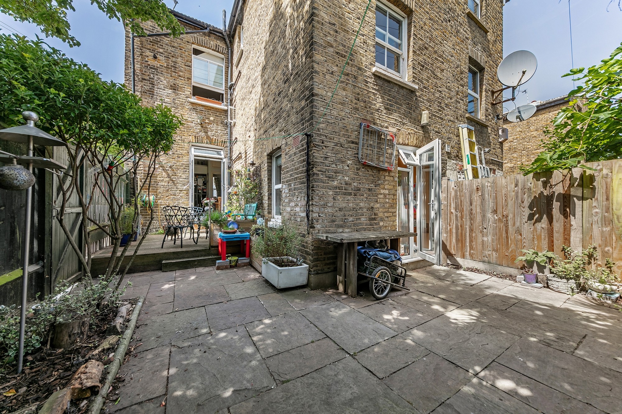 Photo 18