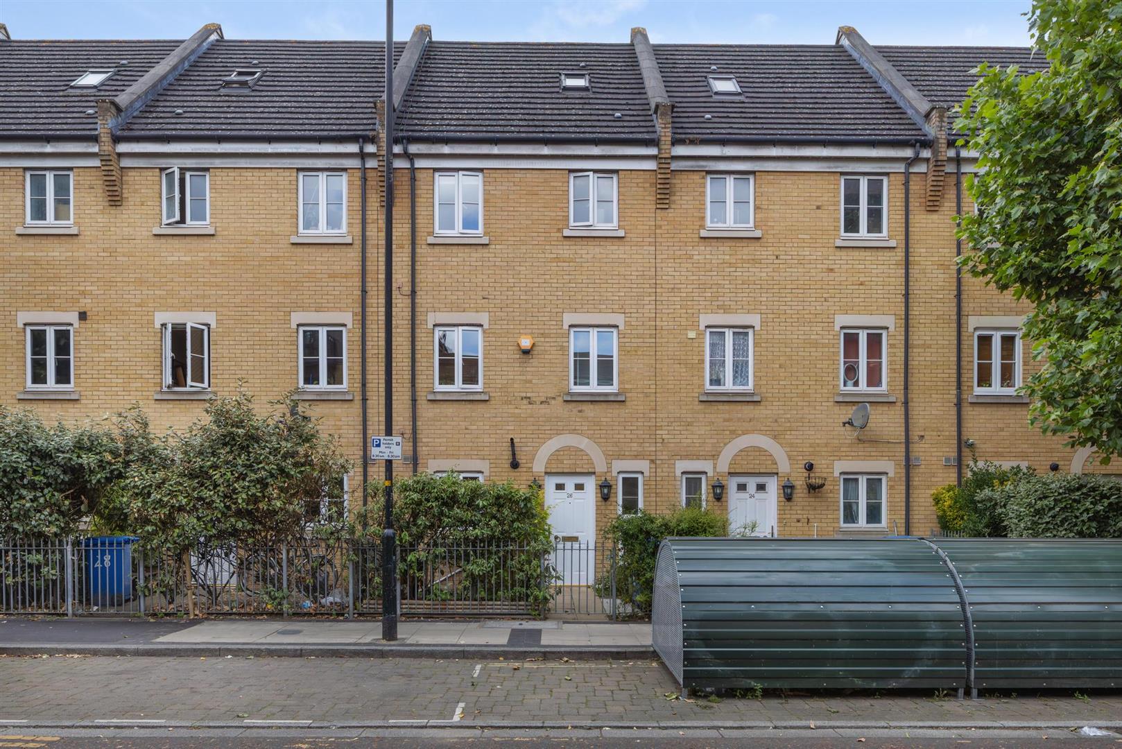 Kelly Avenue SE15