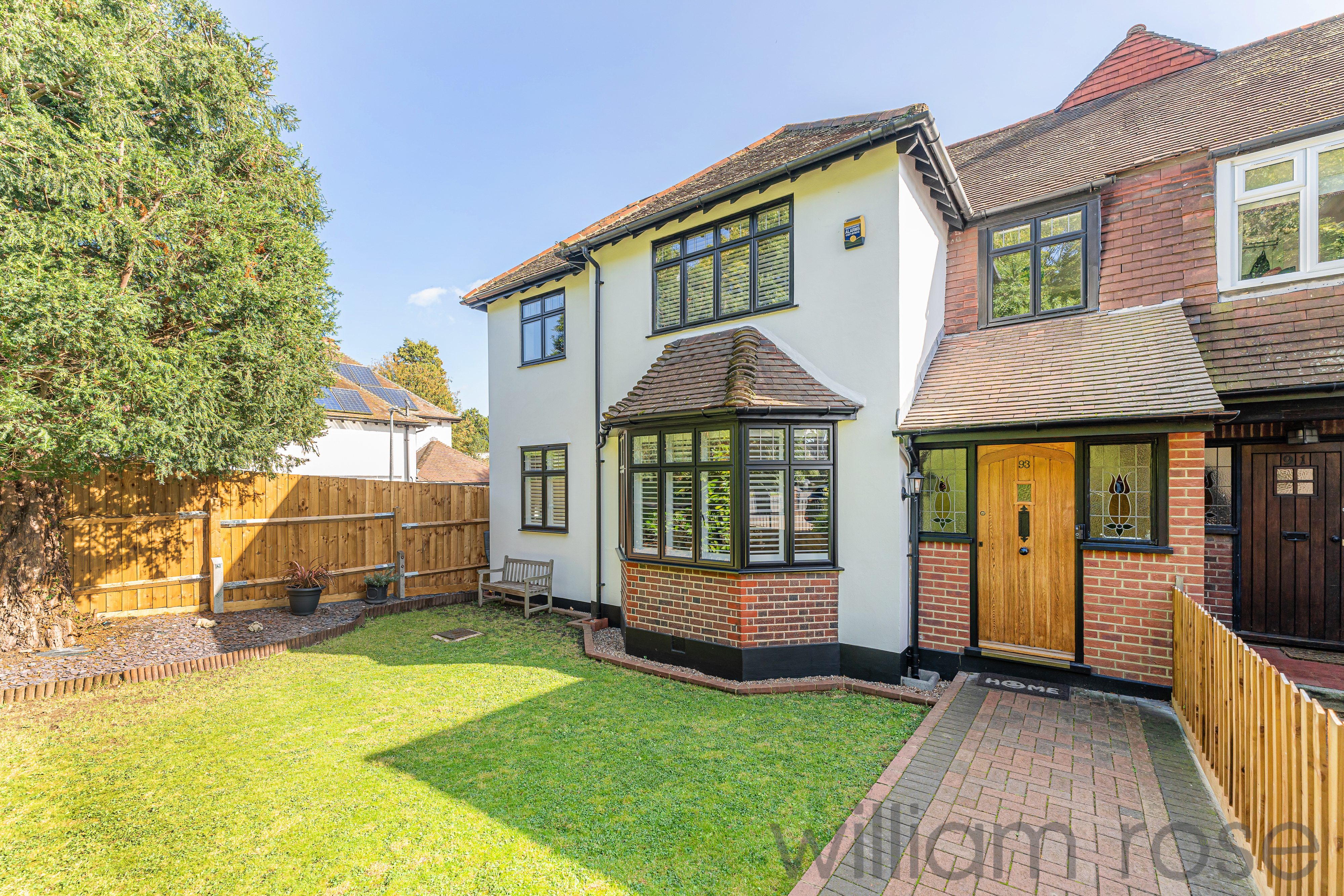 High Road Buckhurst Hill IG9