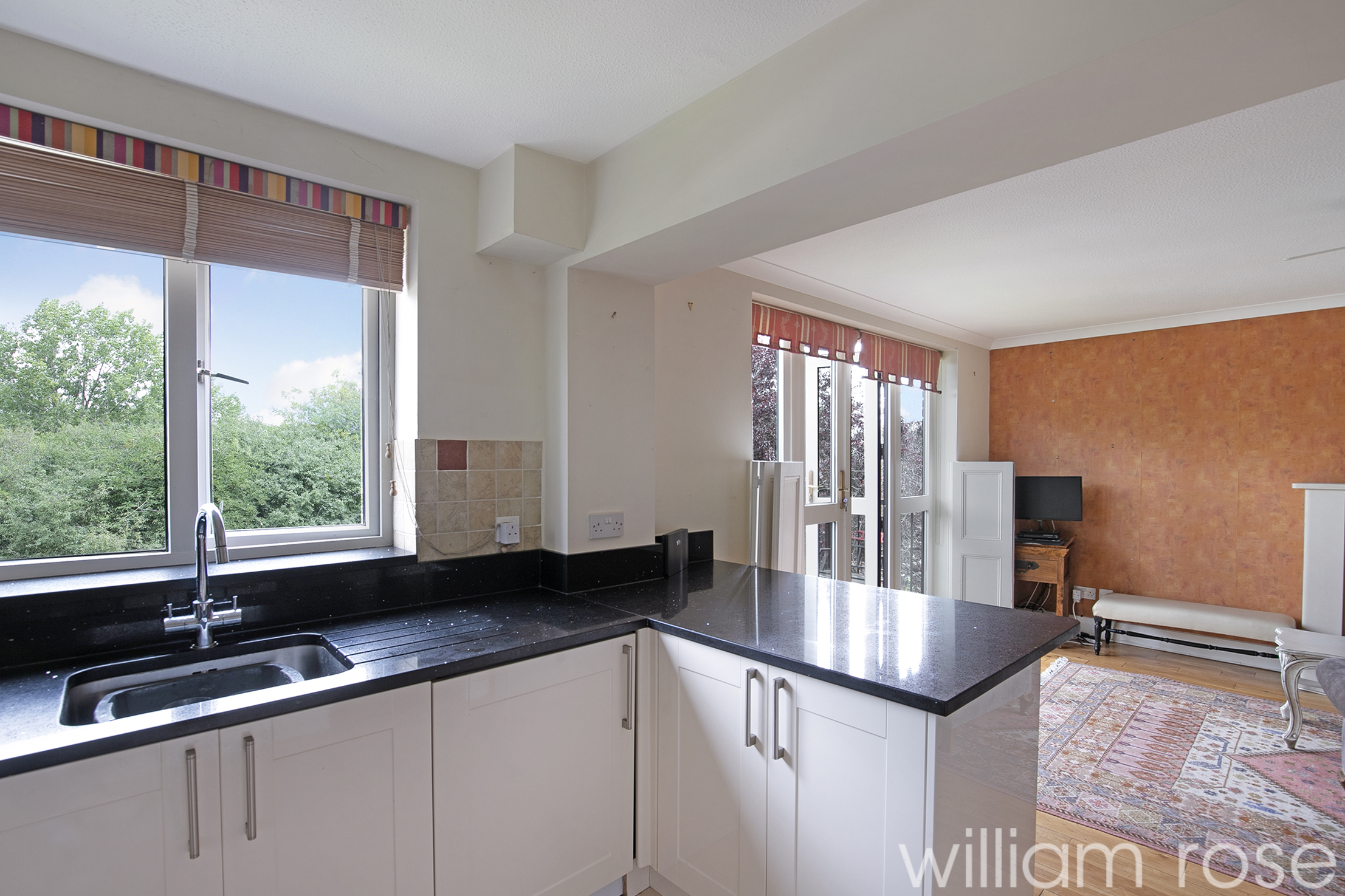 Property For Sale Forest View, Chingford, E4 2 Bedroom Apartment