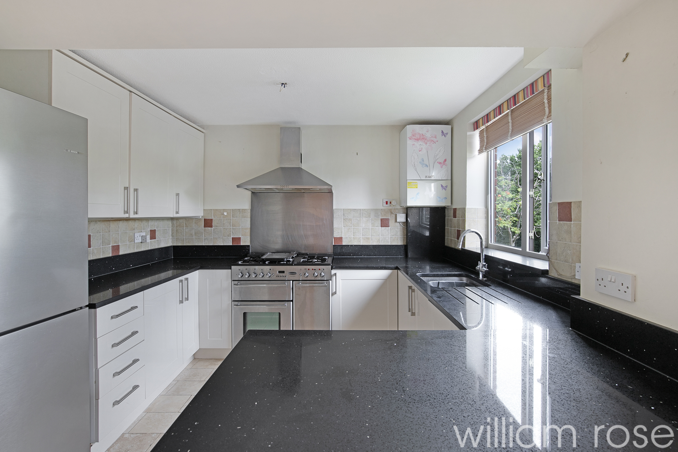 Property For Sale Forest View, Chingford, E4 2 Bedroom Apartment