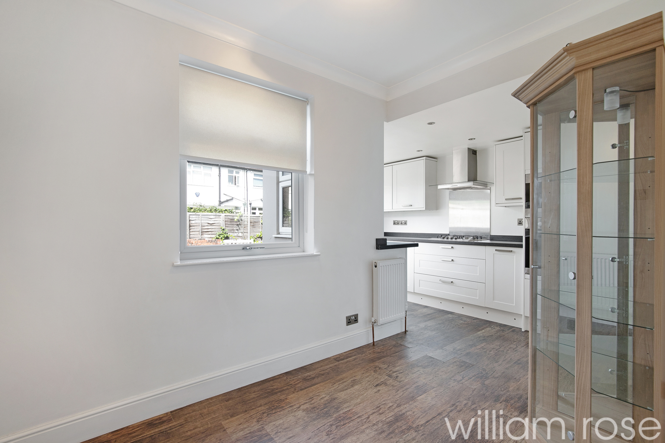 Property For Sale Hall Lane, Chingford, E4 3 Bedroom Bungalow through