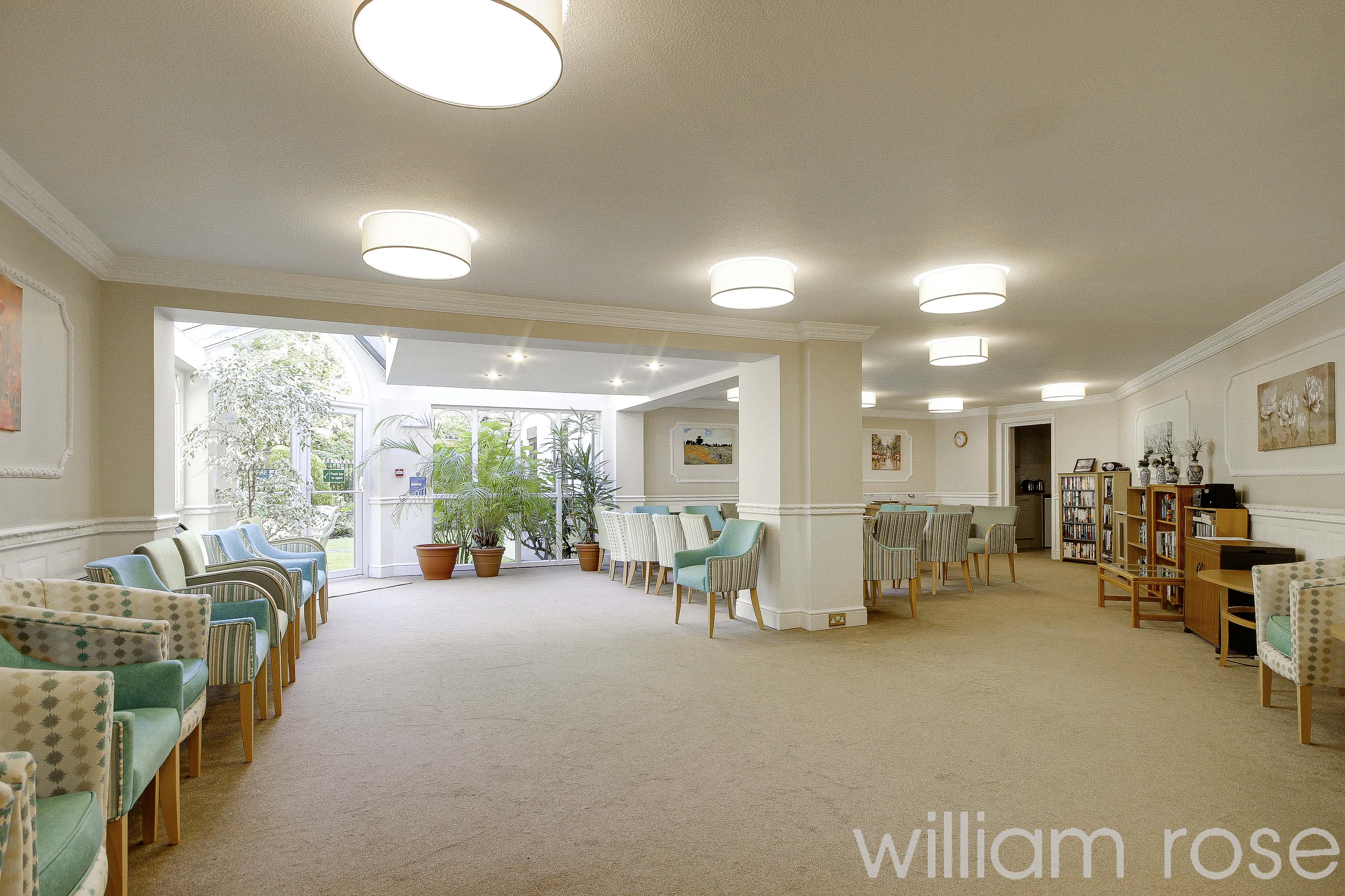 Property For Sale Chingford Lane, Woodford Green, IG8 1 Bedroom