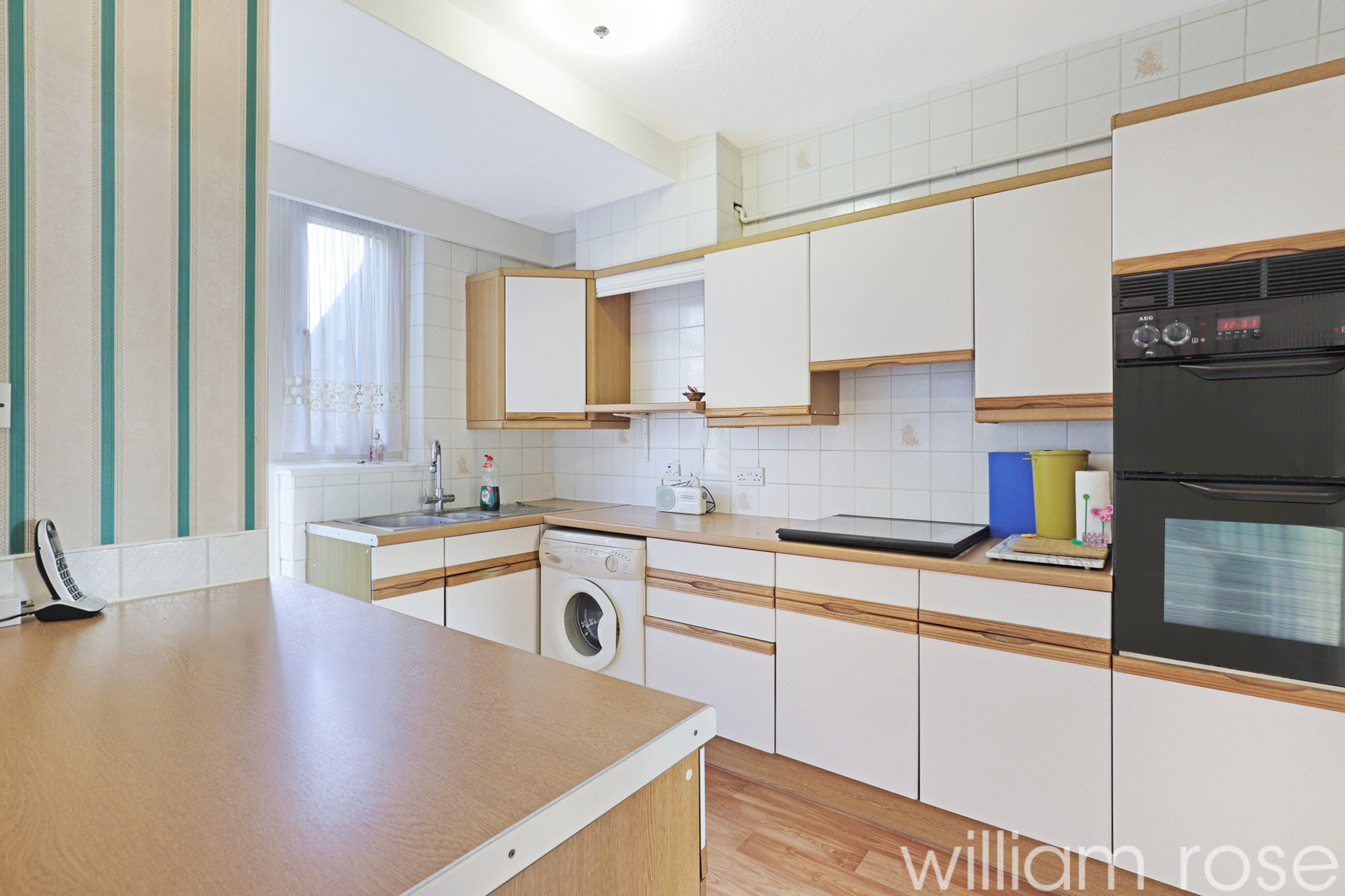 Property For Sale Brook Crescent, Chingford, E4 3 Bedroom Terraced