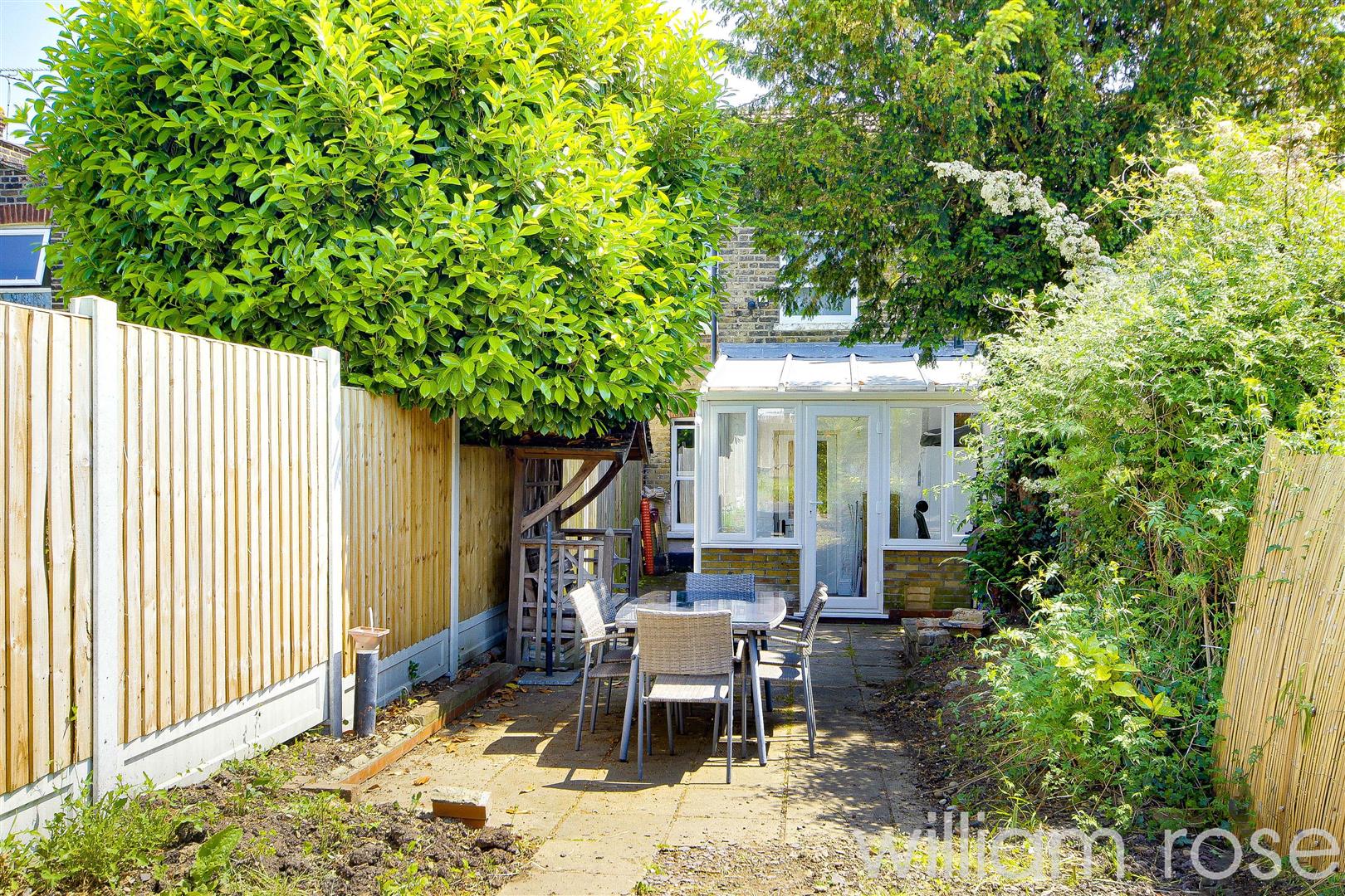 Property For Sale Prospect Road, Woodford Green, IG8 2 Bedroom