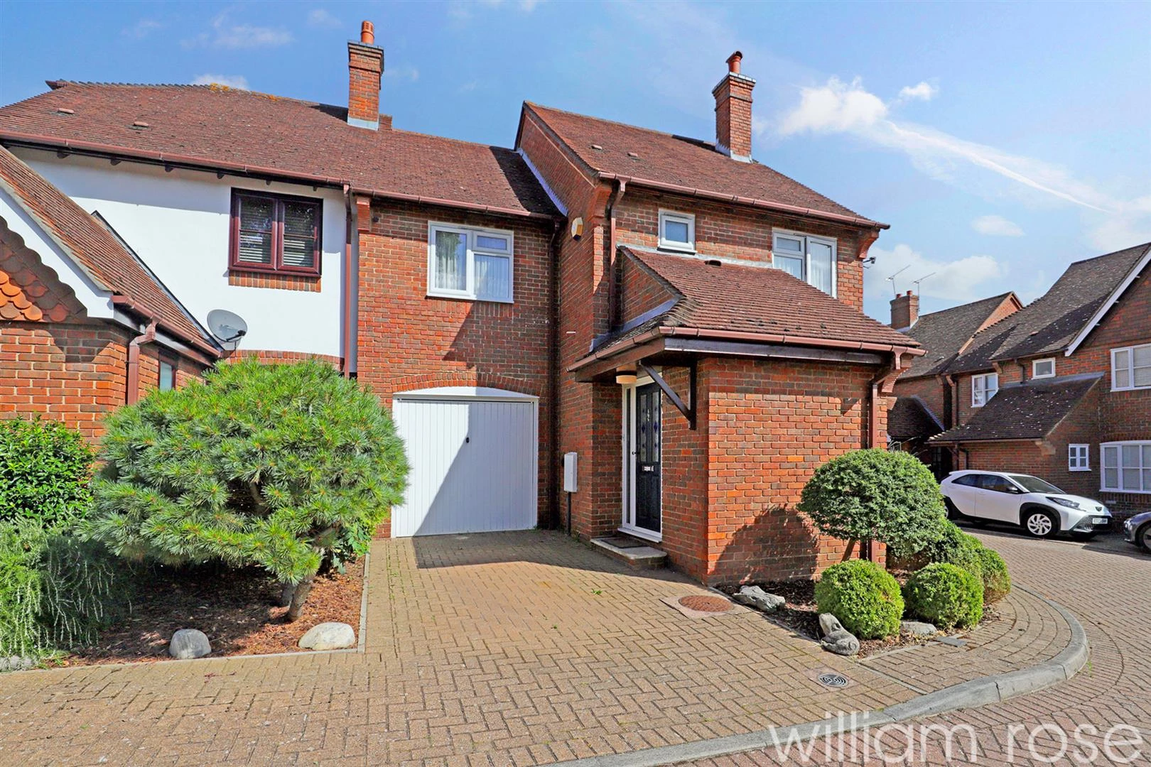 Colwall Gardens Woodford Green IG8