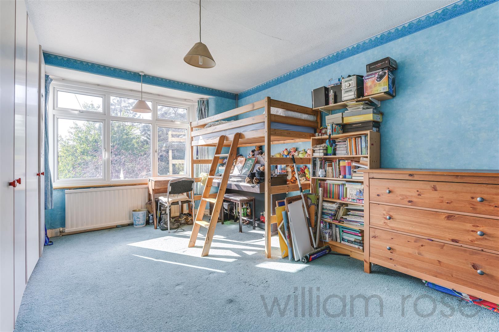 Property For Sale Horn Lane, Woodford Green, IG8 5 Bedroom Semi