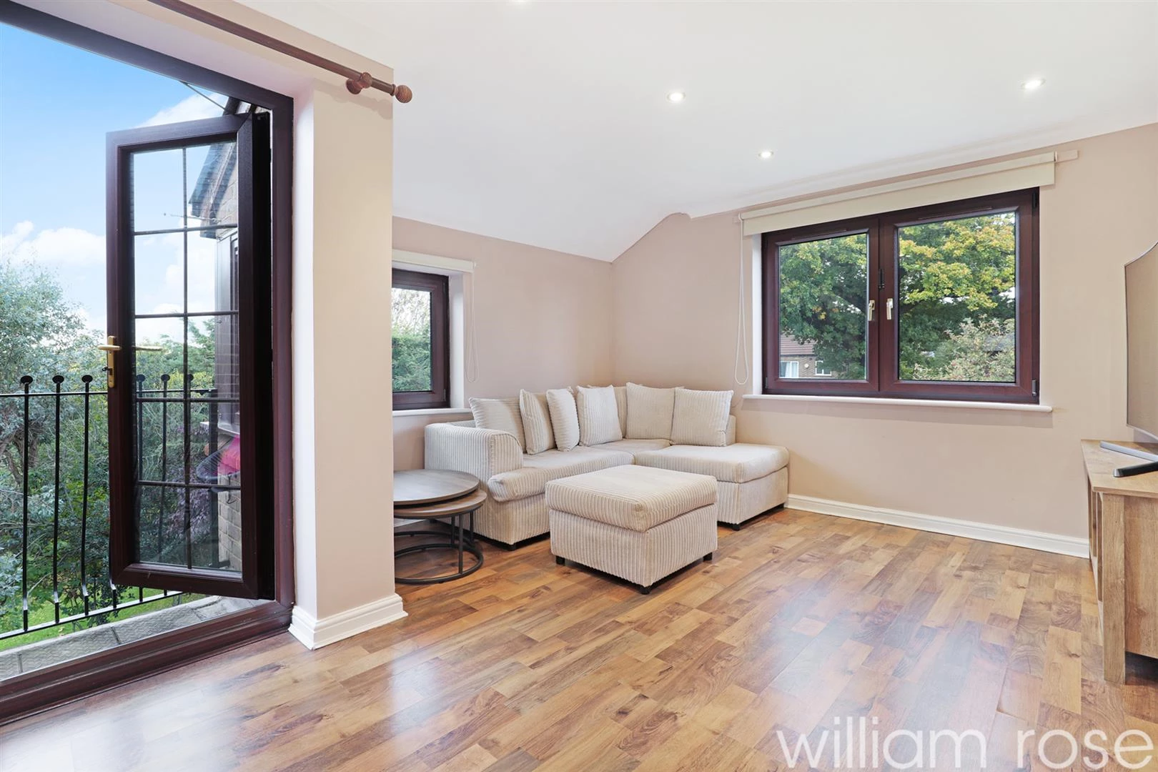 Cedar Close Buckhurst Hill IG9