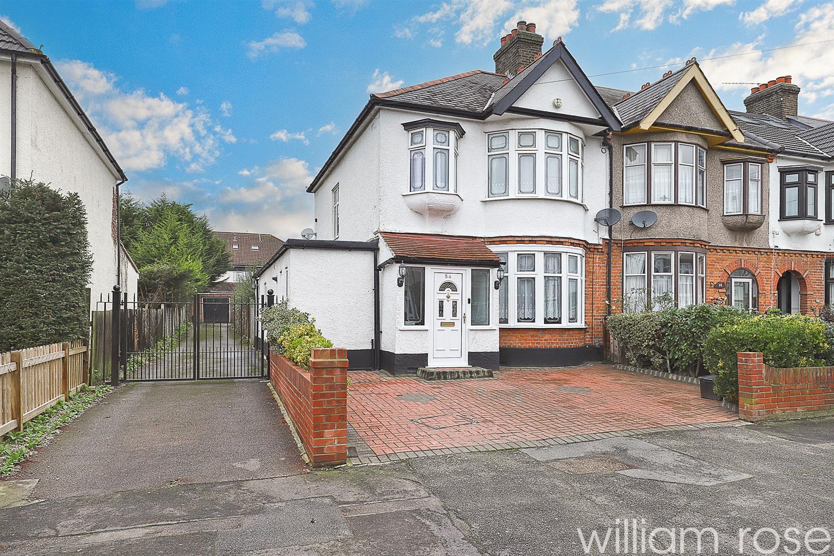 Property For Sale Grenville Gardens, Woodford Green, IG8 | 5 Bedroom ...