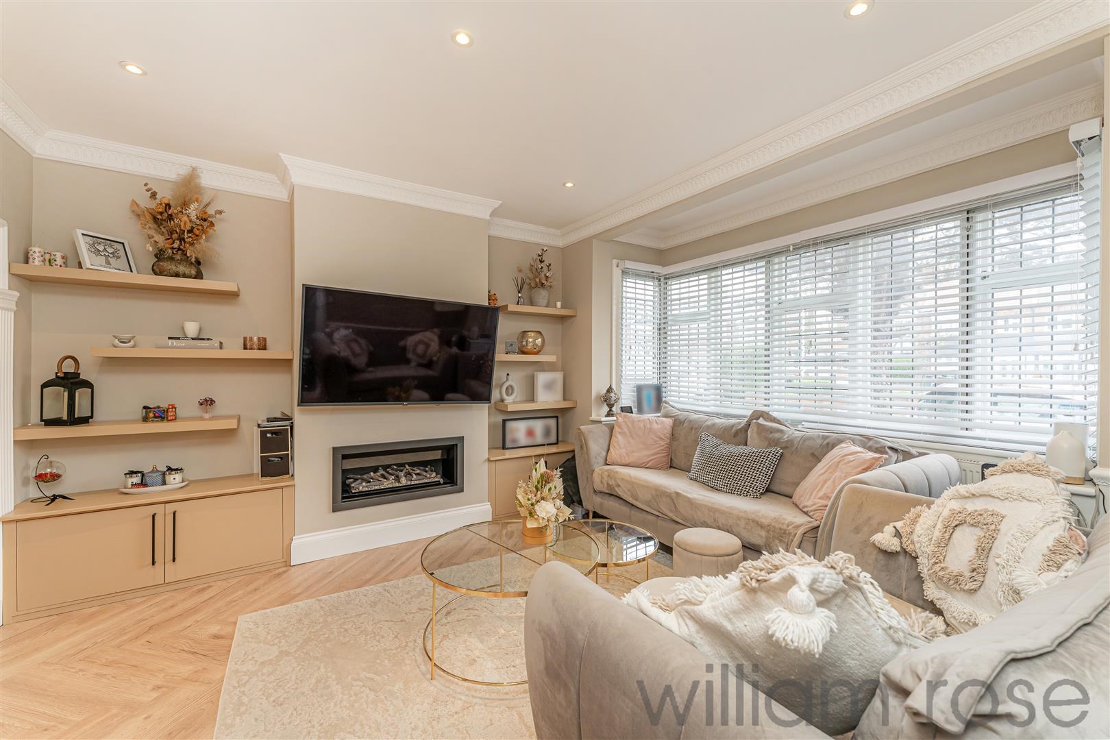 Property For Sale Brackley Square, Woodford Green, IG8 3 Bedroom