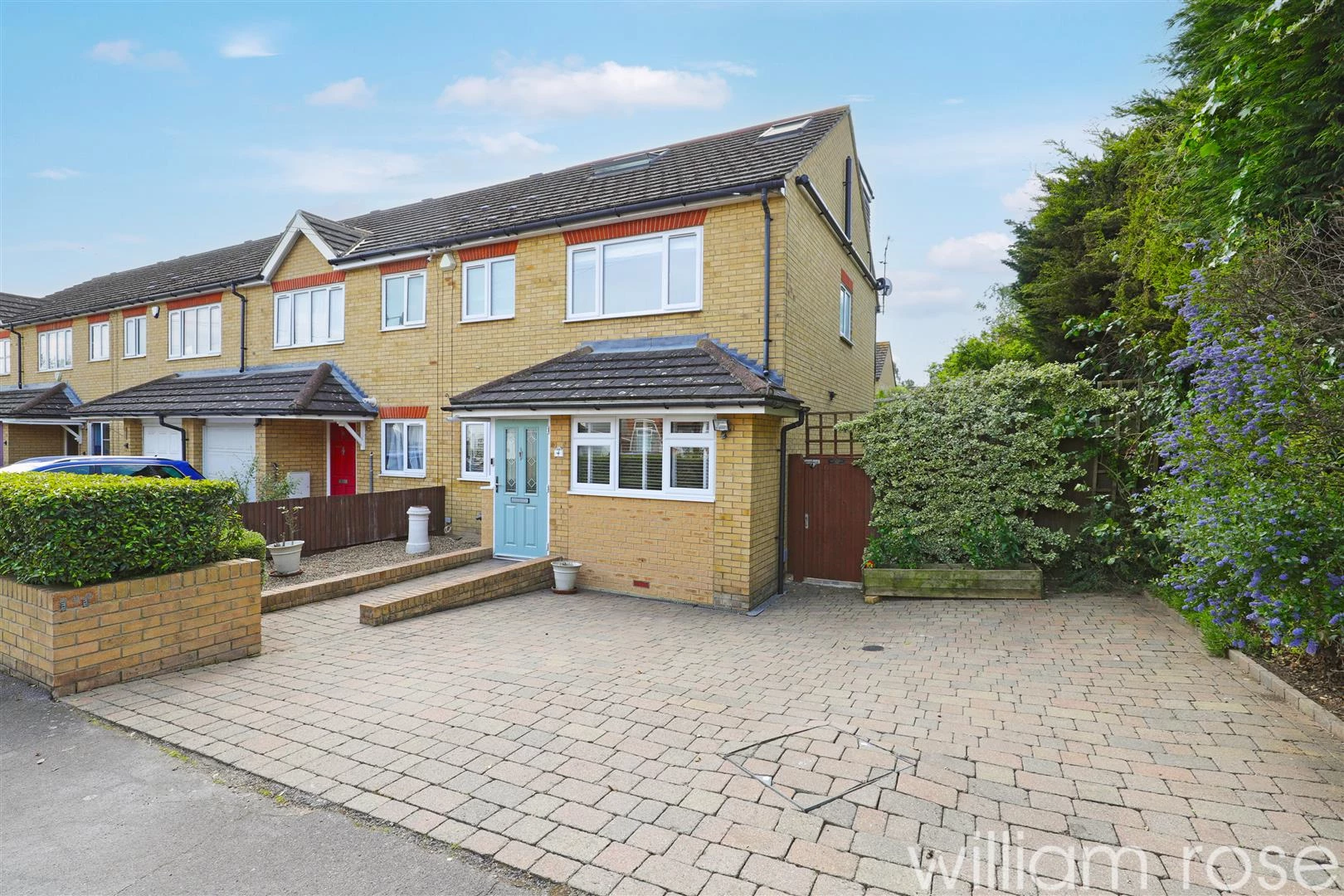 Avenue Road Woodford Green IG8