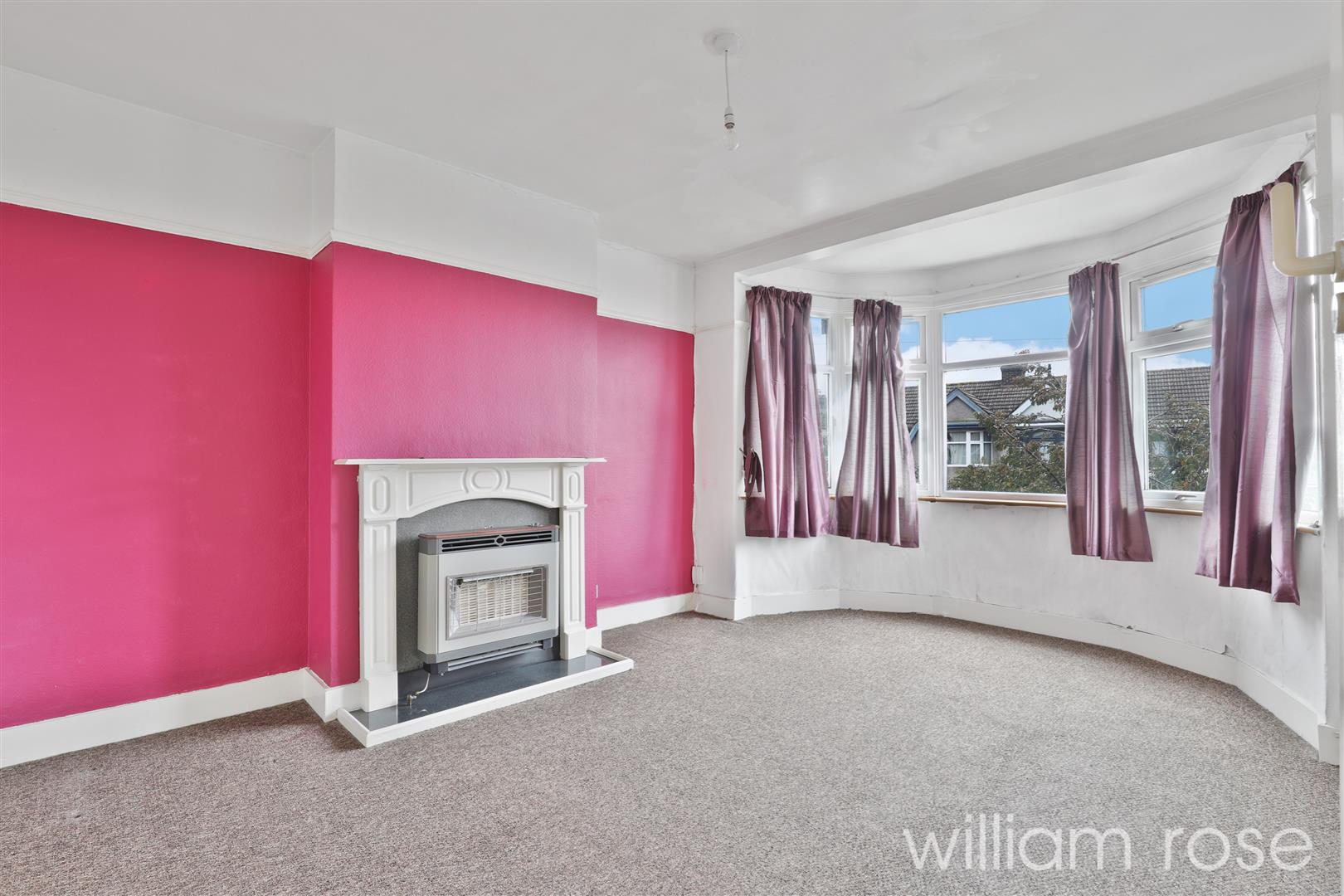 Property For Sale Sunnymede Drive, Ilford, IG6 3 Bedroom Semi