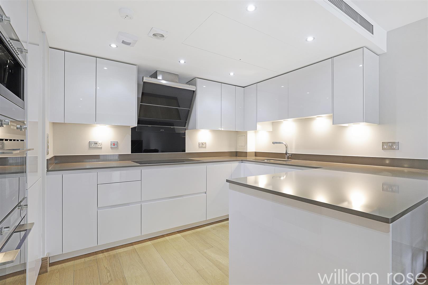 Property photo: 581 High Road, Woodford Green, IG8