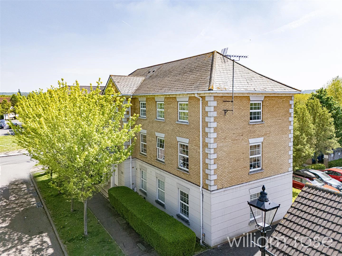 King Henry Court, Deer Park Way Waltham Abbey EN9