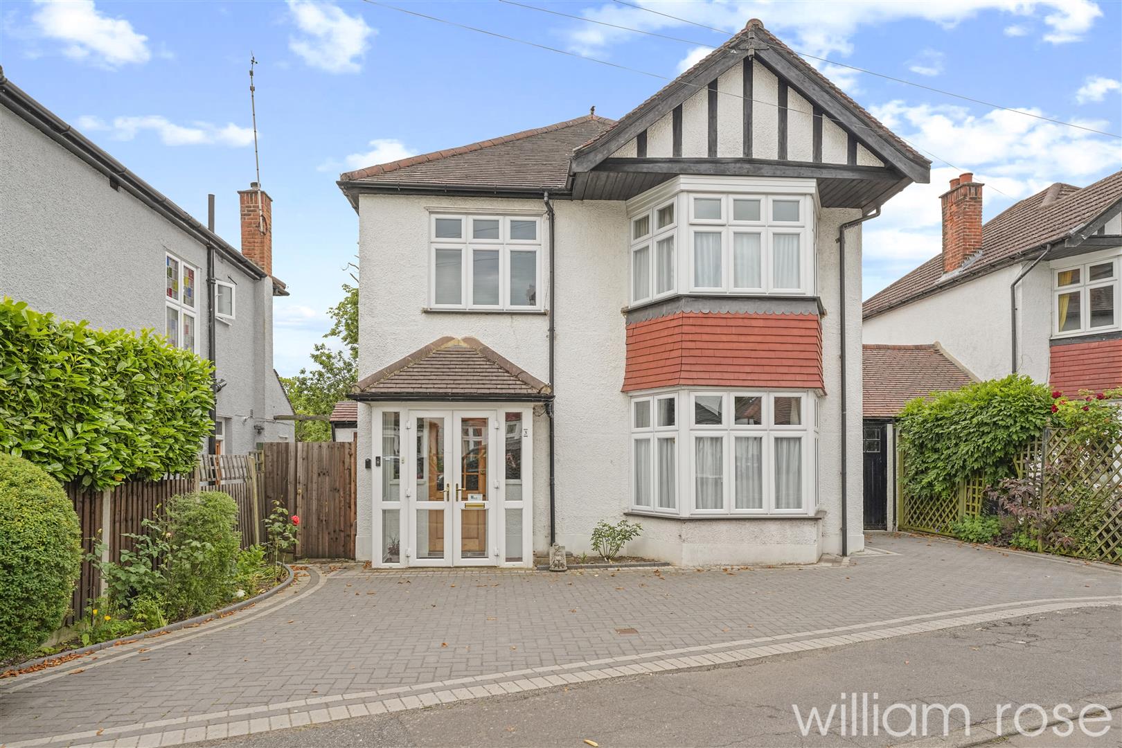 Firs Walk Woodford Green IG8