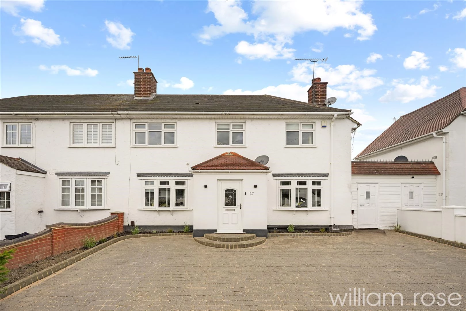 Theydon Grove Woodford Green IG8