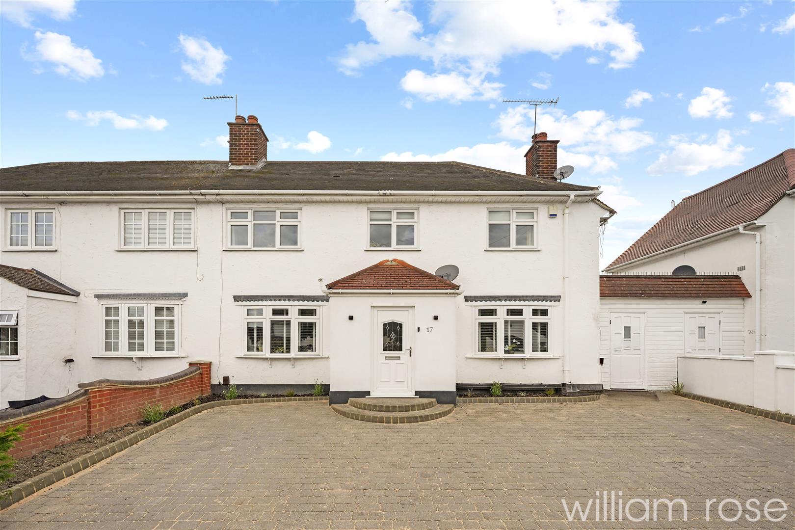 Theydon Grove Woodford Green IG8
