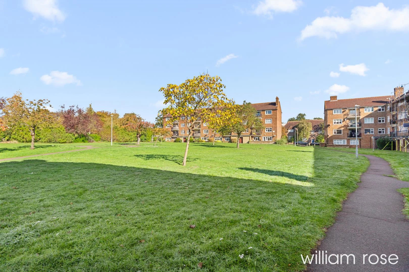 Broomhill Road Woodford Green IG8