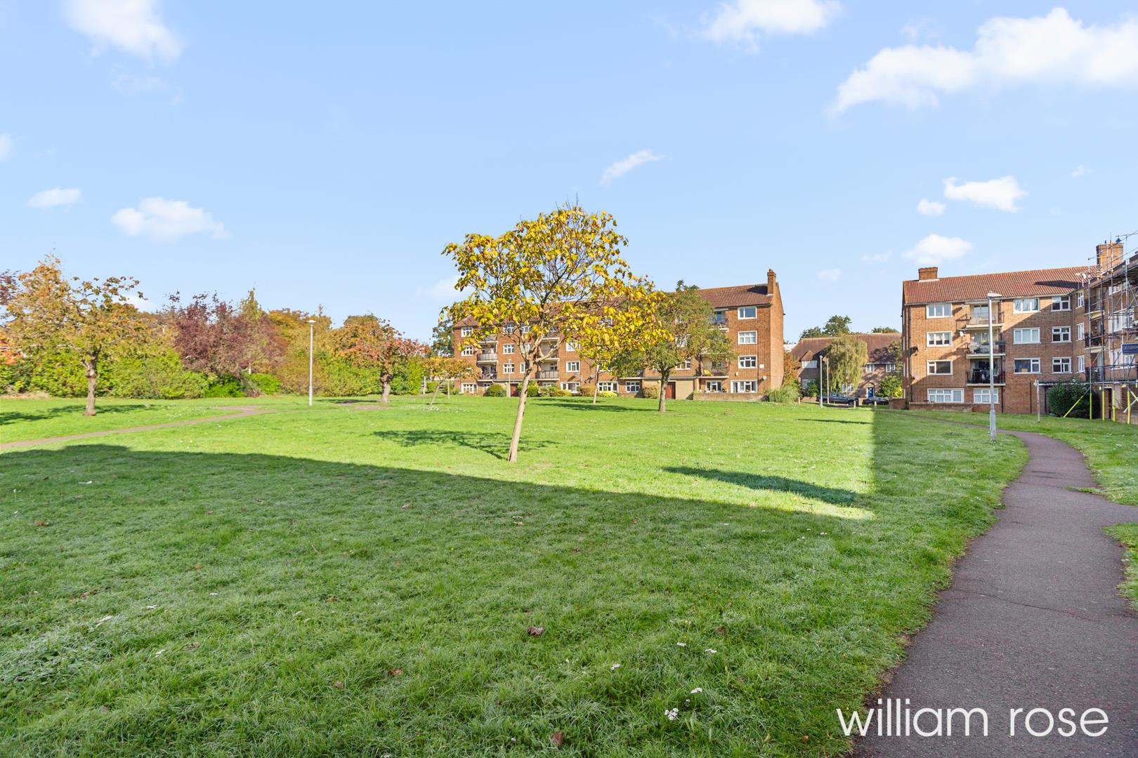 Broomhill Road Woodford Green IG8