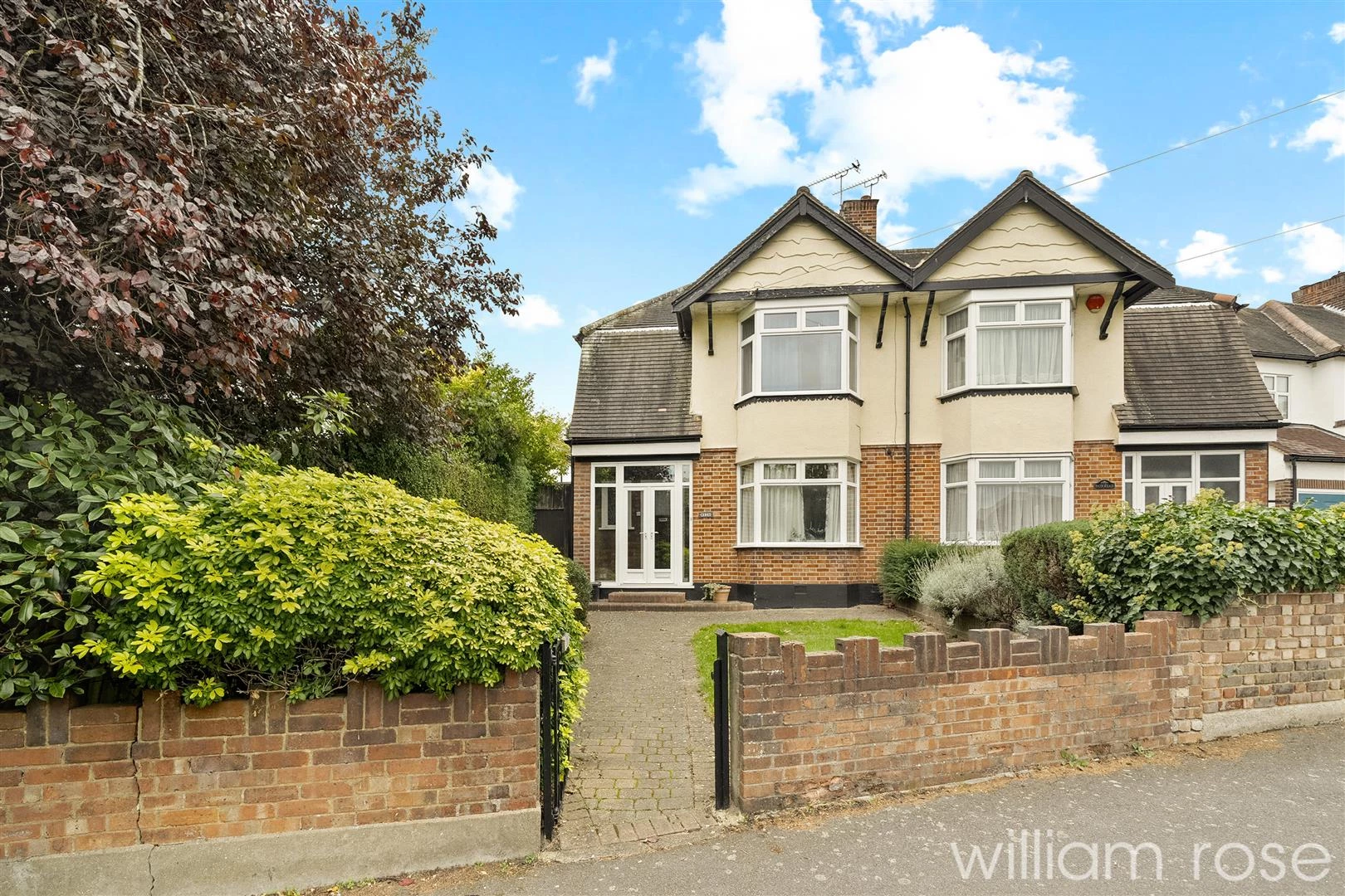 Broadmead Road Woodford Green IG8