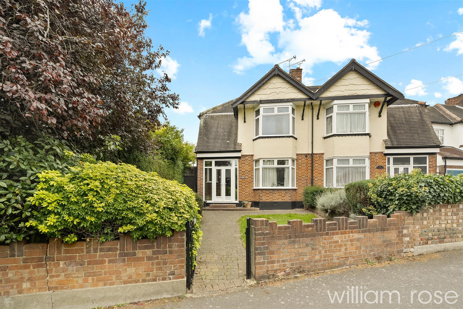 Broadmead Road Woodford Green IG8