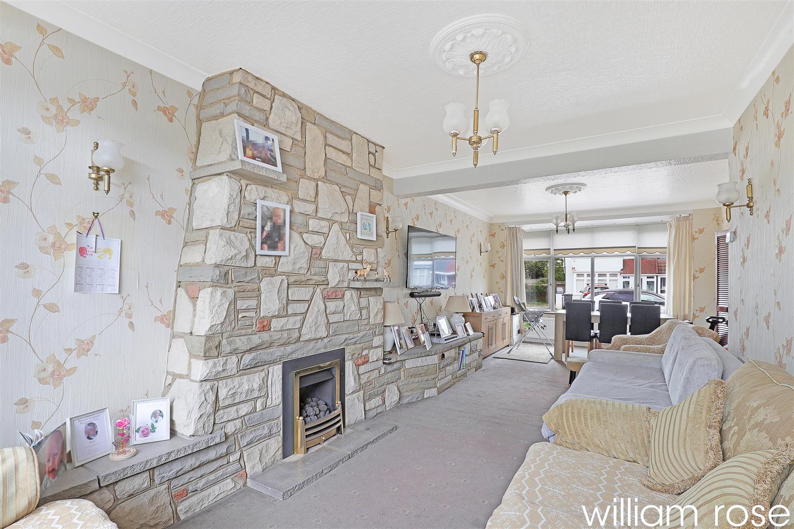 Property For Sale Ainslie Wood Gardens, Chingford, E4 3 Bedroom Semi