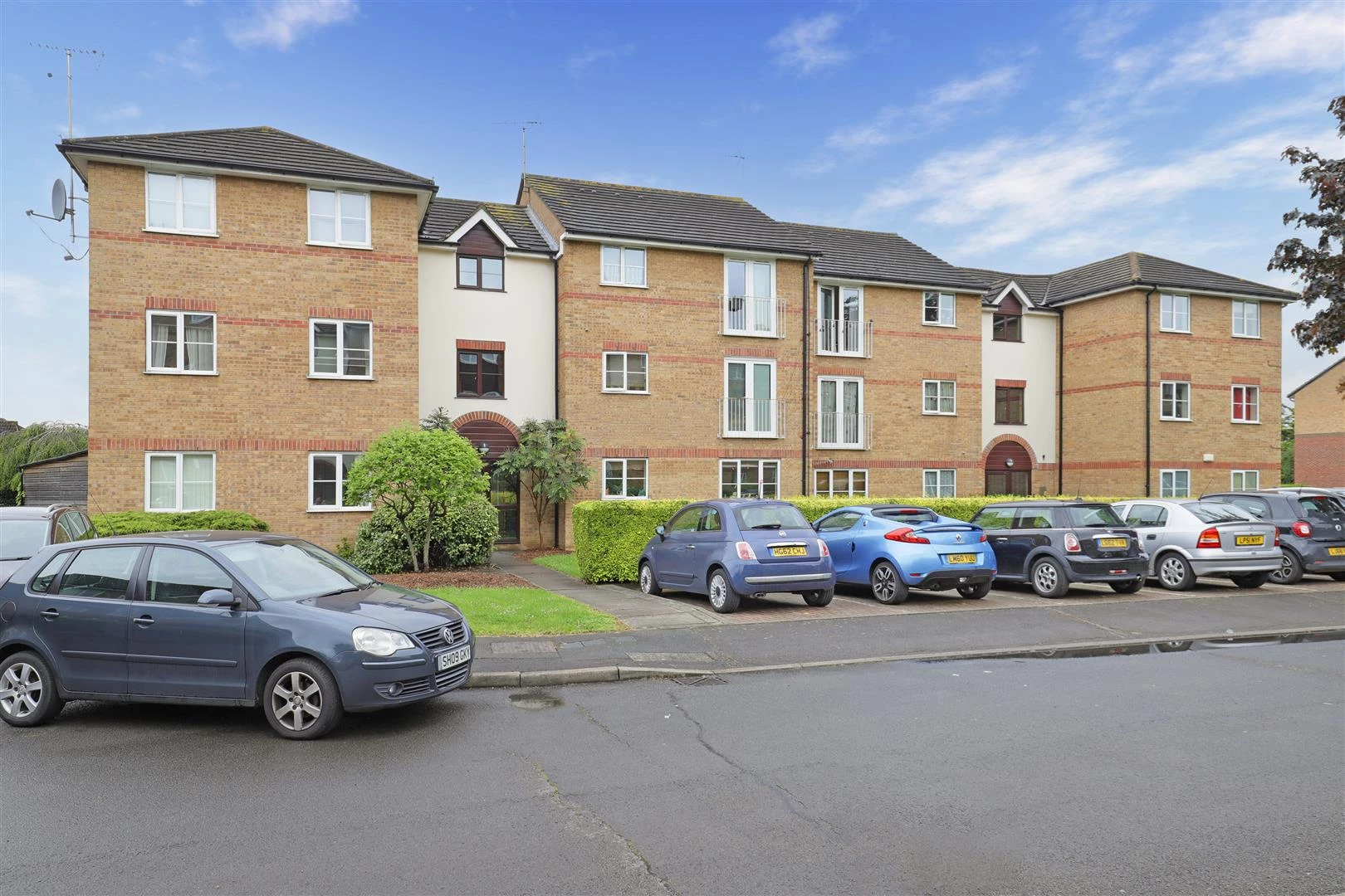 Thurlow Close Highams Park London E4