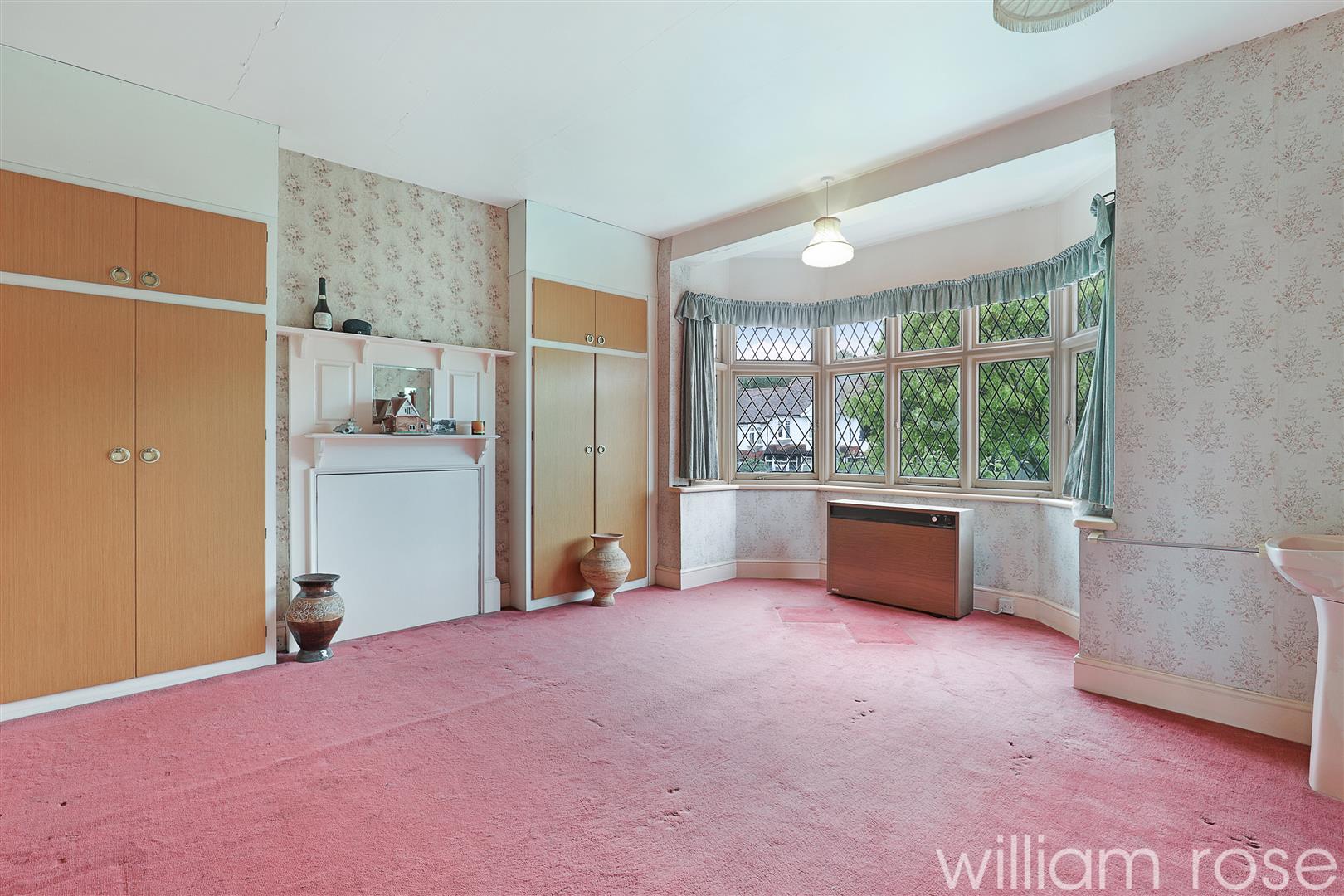 Property For Sale Larkshall Road, Highams Park, E4 3 Bedroom Semi