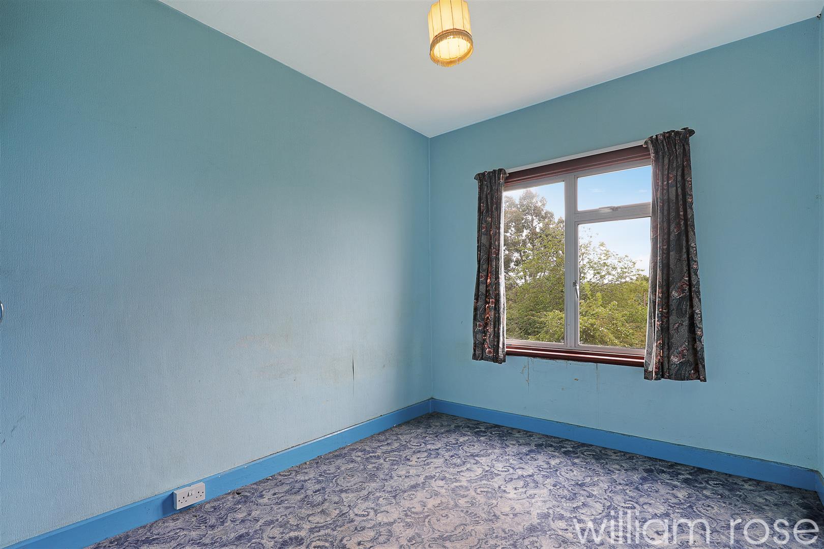 Property For Sale Larkshall Road, Highams Park, E4 3 Bedroom Semi